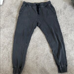 Hedge Men's Gray Jogger Pants